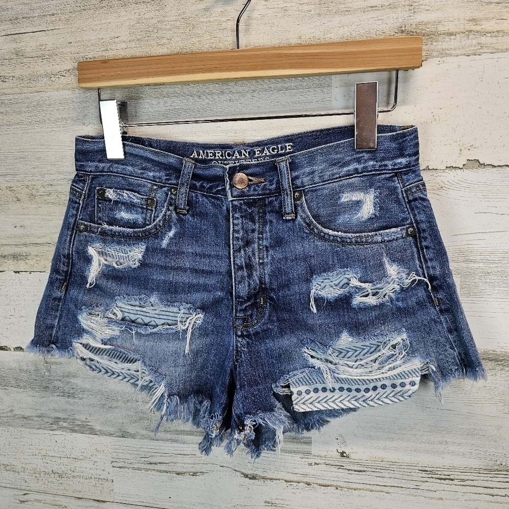 American Eagle Women's Vintage Hi-Rise Festival Jean Shorts Sz 2 Thrashed Boho - Picture 3 of 11